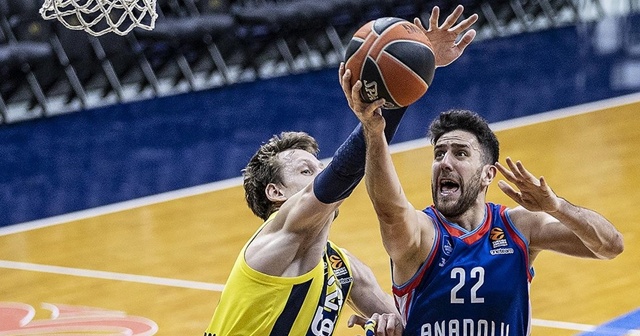 Fenerbahçe Beko - Anadolu Efes maçı ertelendi