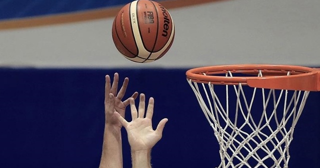 FIBA Şampiyonlar Ligi&#039;nde 8&#039;li finale çıkan 7. takım Pınar Karşıyaka oldu