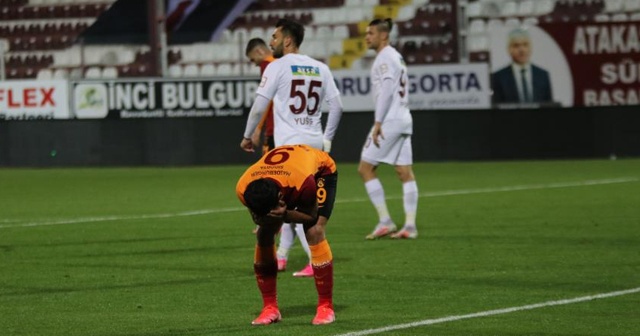 Galatasaray&#039;a şampiyonluk yolunda ağır darbe