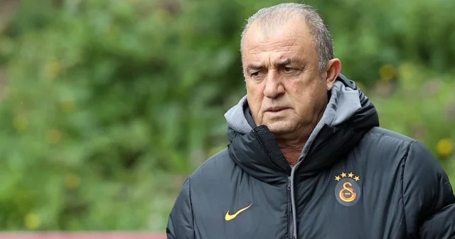 Galatasaray&#039;da kadro dışı kararı geldi! Maç başı ve prim ödemeleri de donduruldu