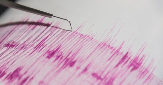 Hindistan&#039;da 6,4 büyüklüğünde deprem