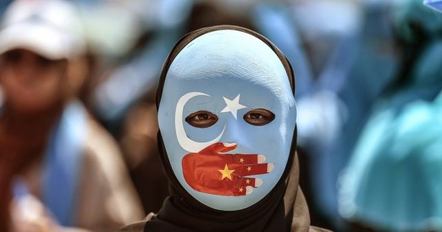 İngiliz Parlamentosu, Çin’in Uygur Türklerine &quot;soykırım&quot; yaptığını belirtti