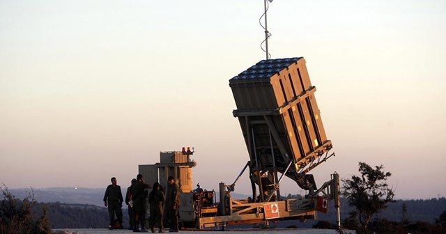İsrail, hava savunma füze sisteminin seri üretimine başladı