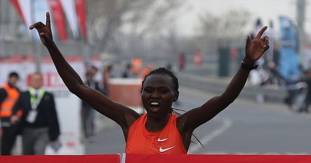 İstanbul Yarı Maratonu&#039;nda Kenyalı atlet Chepngetich&#039;ten dünya rekoru