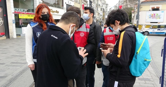 İstiklal Caddesi’ne girmek isteyenler tek tek kontrol ediliyor