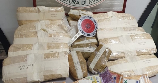 İtalya&#039;da 3 Türk vatandaşı 15 kilo eroin ile yakalandı