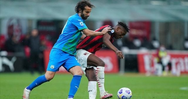 İtalya Serie A&#039;da Milan evinde Sassuolo&#039;ya yenildi