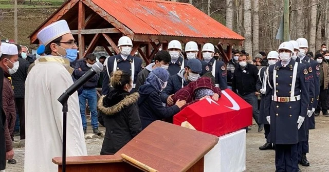 Kazada hayatını kaybeden astsubay toprağa verildi