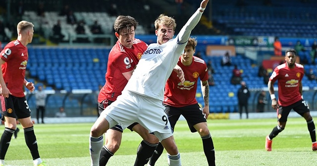 Manchester United, Leeds United ile golsüz berabere kaldı