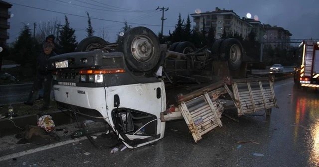 Manisa’da feci kaza: 1&#039;i ağır 4 yaralı