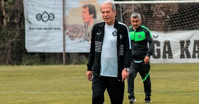 Mustafa Denizli, Altay'da ilk antrenmanına çıktı