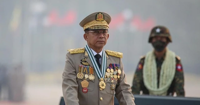 Myanmar'da cunta lideri ASEAN zirvesine katılacak