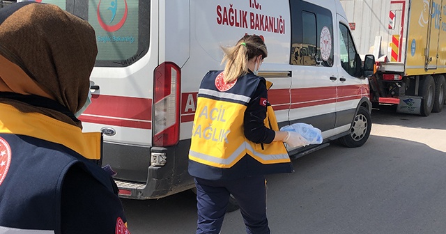 Önce kendi sonra kopan parmakları hastaneye gitti