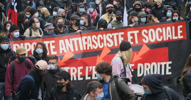 Paris&#039;te ırkçılık ve aşırı sağ karşıtı protesto