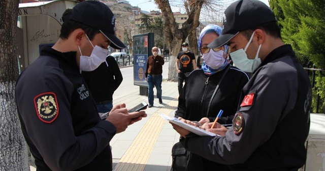 Polislerden yürekleri ısıtan davranış