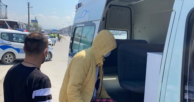 Pozitif hasta terleyince yakayı ele verdi