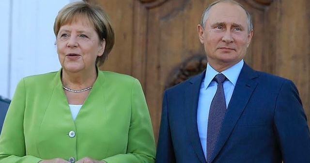 Putin ile Merkel, Donbass&#039;ı görüştü