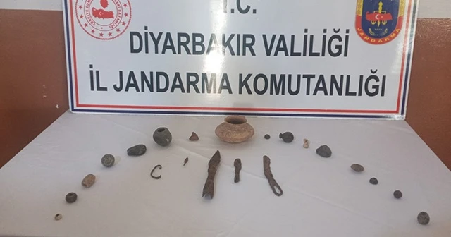 Tarihi eserleri satmak isterken suçüstü yakalandılar