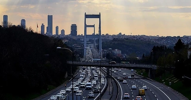 Türkiye genelinde sokağa çıkma kısıtlaması başladı