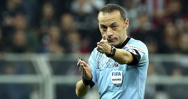 UEFA&#039;dan Cüneyt Çakır&#039;a görev