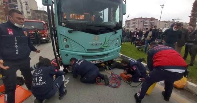 Yaşlı kadın otobüsün altında sürüklendi