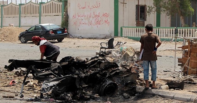 Yemen&#039;deki patlamalarda 5 çocuk öldü