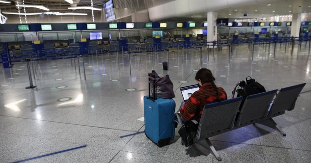 Yunanistan, uluslararası uçuşlardaki kısıtlamaları uzattı