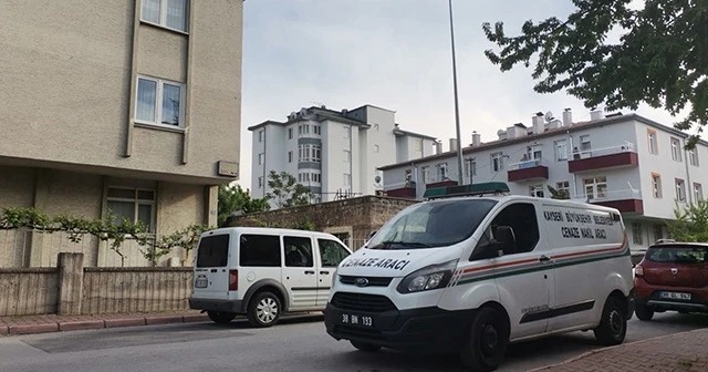 2 çocuk annesi kadın aniden fenalaşarak öldü