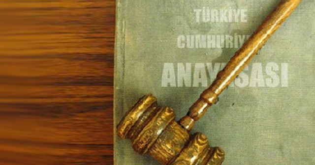 AK Parti&#039;nin Anayasa paketinde ilk detaylar belli oldu