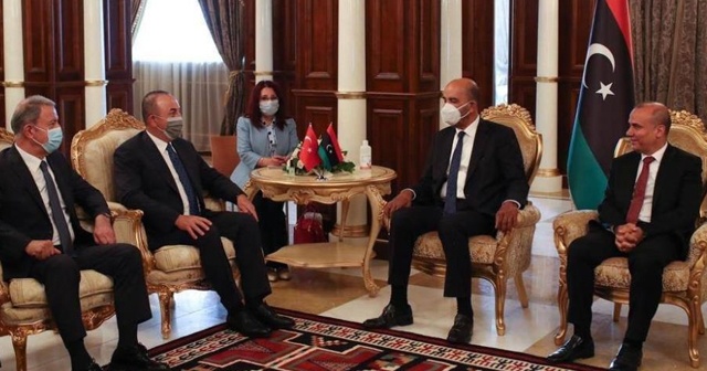 Bakan Çavuşoğlu ve Akar, Libya Başkanlık Konseyi üyeleri ile bir araya geldi