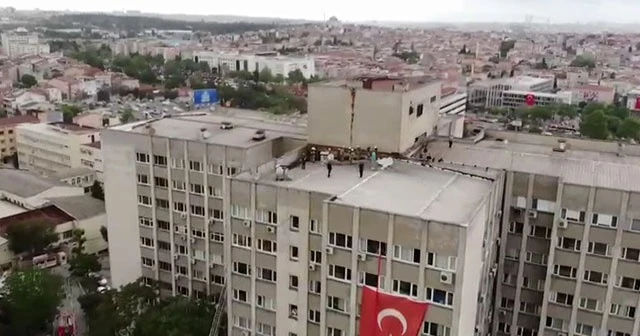 Çapa Tıp Fakültesi'nde yangın paniği