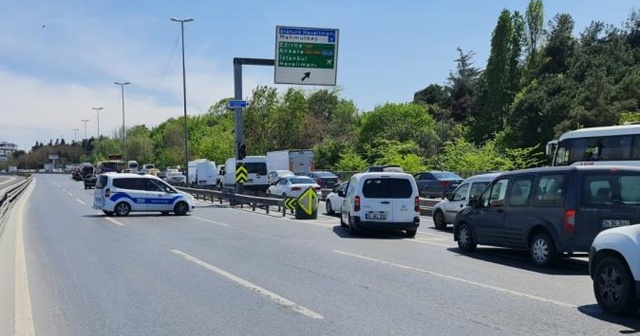 E-5&#039;teki zincirleme kaza trafiği kilitledi