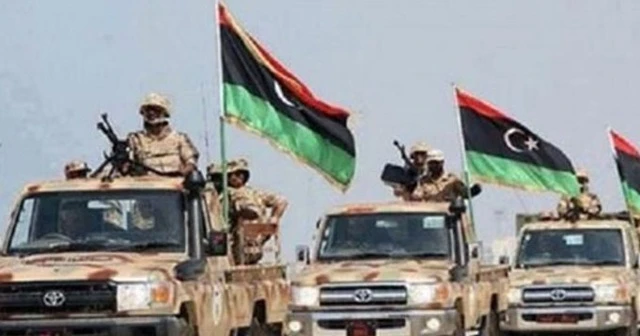 Libya ordusu: Hafter'in kontrolündeki Sirte'ye bir askeri kargo uçağı indi