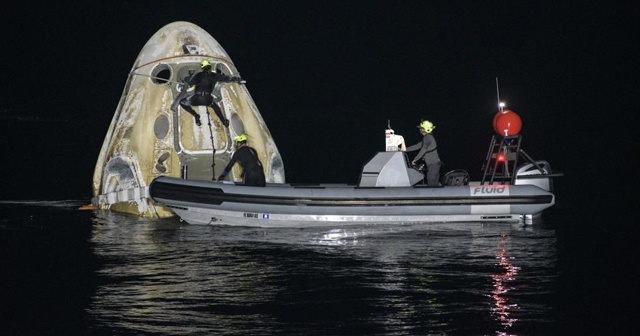 NASA ve SpaceX astronotları Dünya&#039;ya döndü