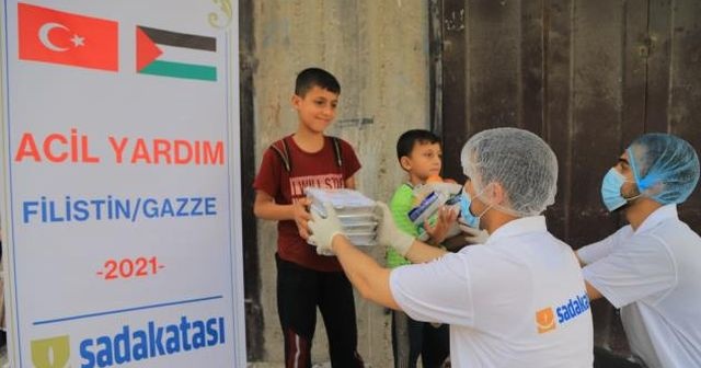 Sadakataşı Gazze’ye yardım ulaştırmayı sürdürüyor