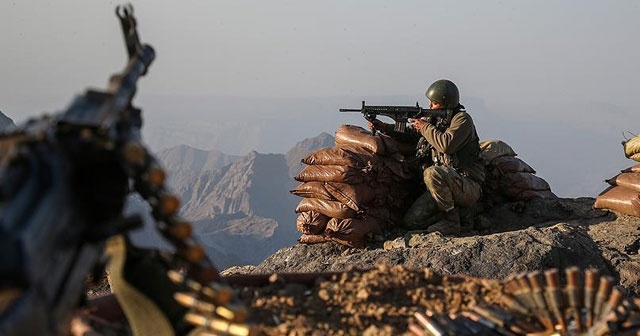 Şehitlerimizin kanı yerde kalmadı!  3 PKK’lı terörist daha öldürüldü