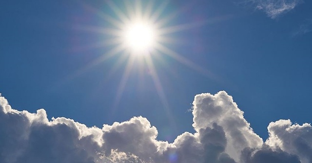 Sıcak hava ve uzun süreli güneş ışığı Kovid-19&#039;un yayılımını azaltıyor
