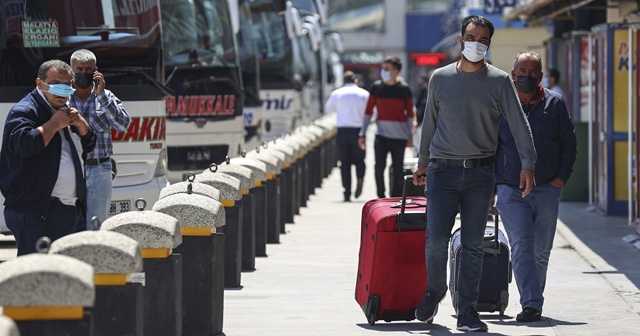 Tam kapanmada otobüs seferleri azaldı