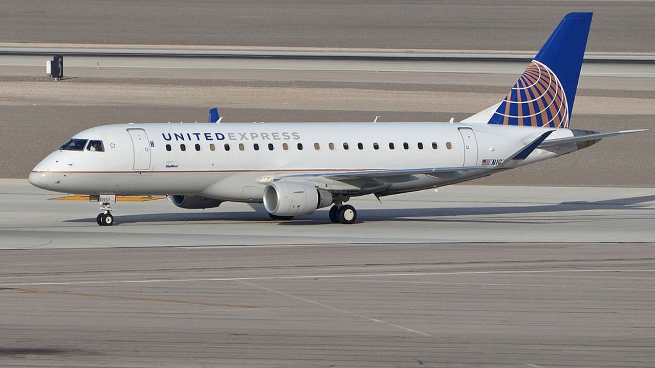 ABD’de bir yolcu, kalkış sırasında uçaktan atladı