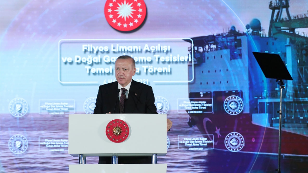 Cumhurbaşkanı Erdoğan müjdeyi açıkladı: Karadeniz&#039;de yeni doğal gaz rezervi keşfedildi