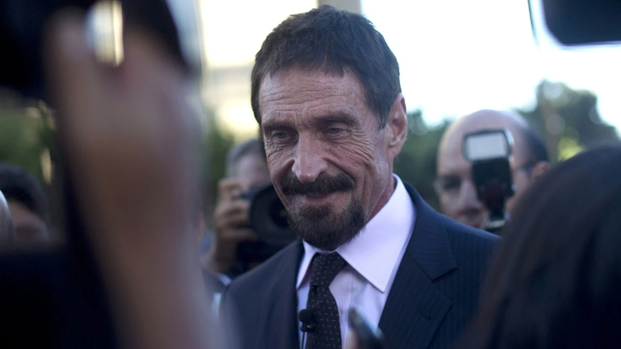 John McAfee kaldığı hapishanede ölü bulundu