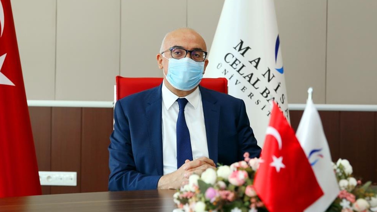 Prof. Dr. Ahmet Ataç, üniversite içerisinde kaza geçirdi