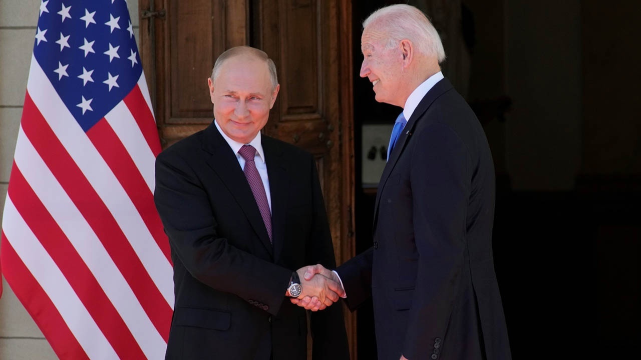 Putin ve Biden zirvesinde normalleşme kararı: Elçiler dönecek...