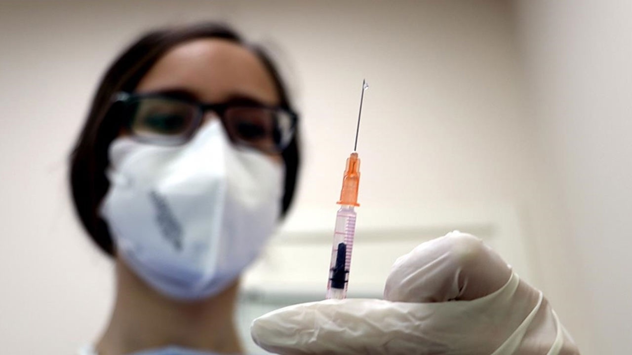 3. doz aşı neden gerekli? Bilim Kurulu üyesi açıkladı