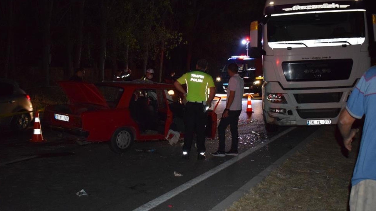 Aydın’da ters yön faciası: Sürücü ve eşi öldü