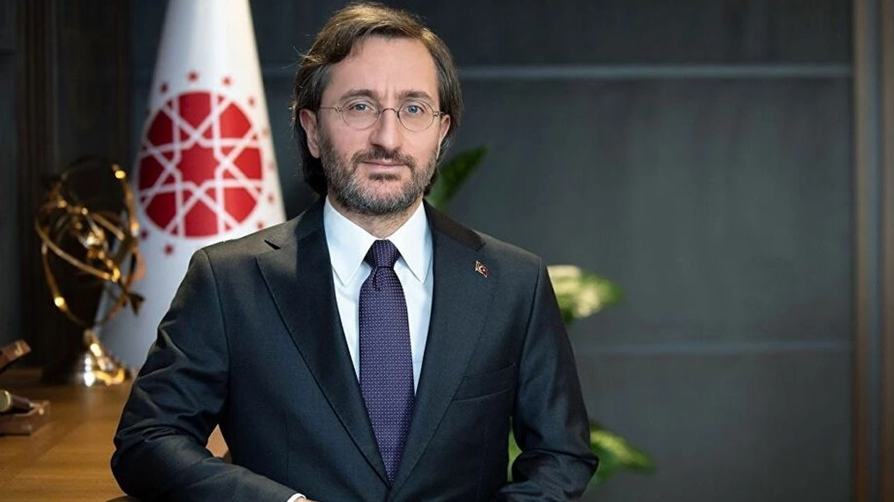 Fahrettin Altun Yunan basınına Kıbrıs için tek formülü açıkladı