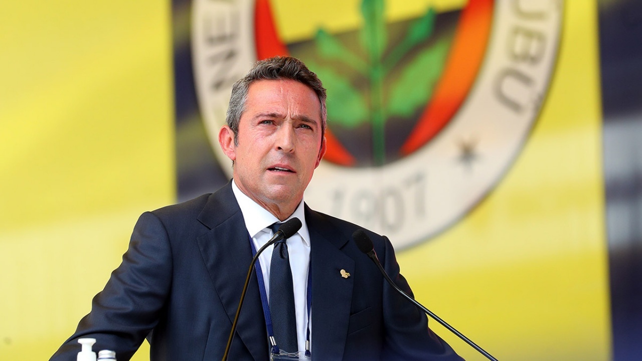 Fenerbahçe Başkanı Ali Koç: &quot;3-4 transfer yapacağız&quot;