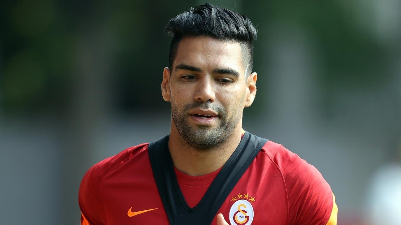 Galatasaray&#039;a Radamel Falcao&#039;dan kötü haber