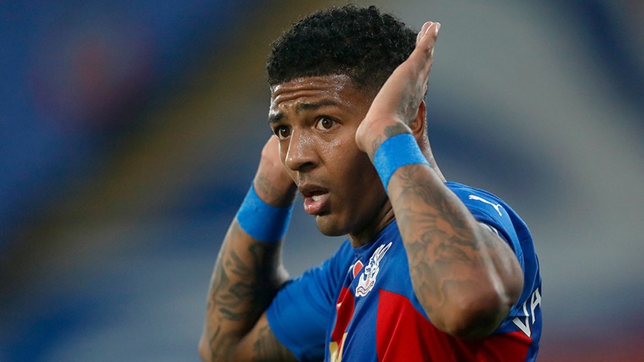 Galatasaray&#039;ın yeni transferi Patrick van Aanholt için flaş iddia!