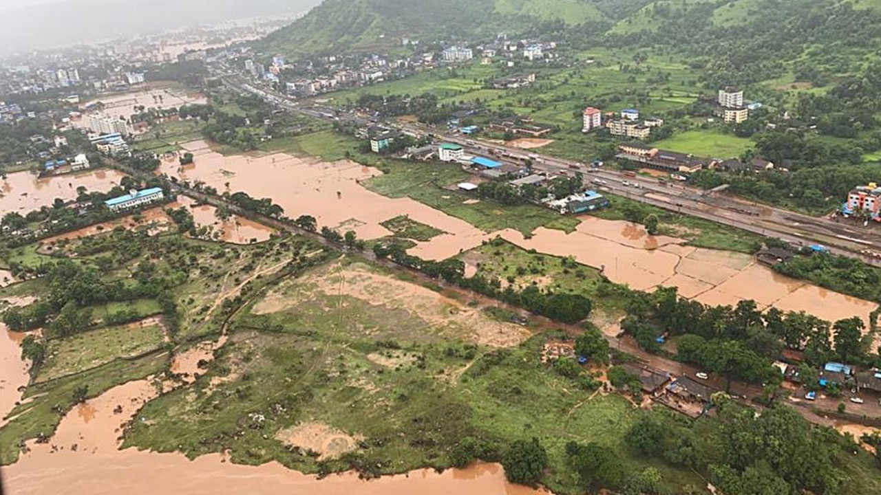 Hindistan&#039;daki sel ve toprak kayması felaketinde ölü sayısı yükseldi